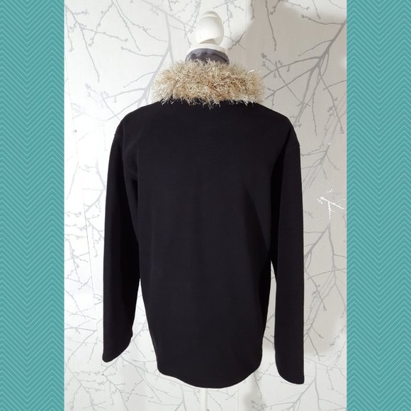 Cityscape Black Fleece Jasper Canada Embroidered Pullover w/ Faux Fur Collar - Picture 4 of 6